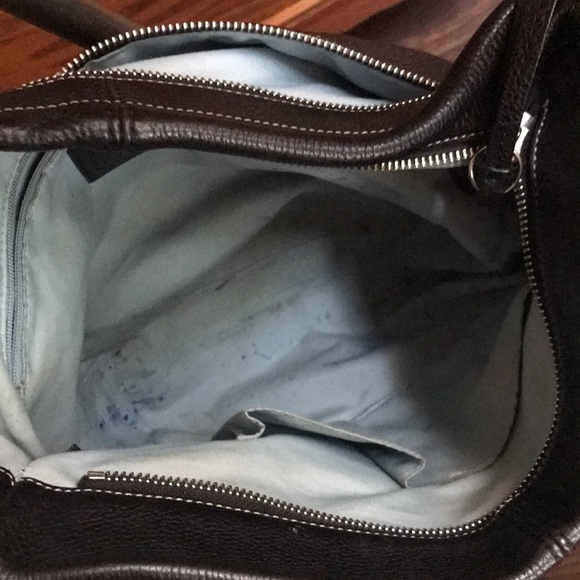 Gorgeous Coach Large Pebbled Leather Black Crossbody Bag - Picture 9 of 12